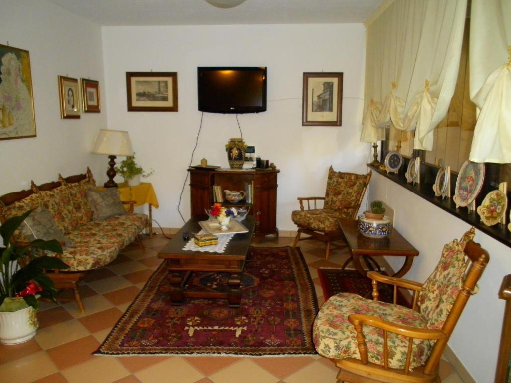 Affittacamere Lago Rotondo Mezzana  Luaran gambar